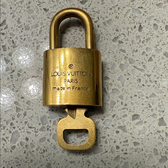 Louis Vuitton Gold Padlock Key Holder - Picture 2 of 3